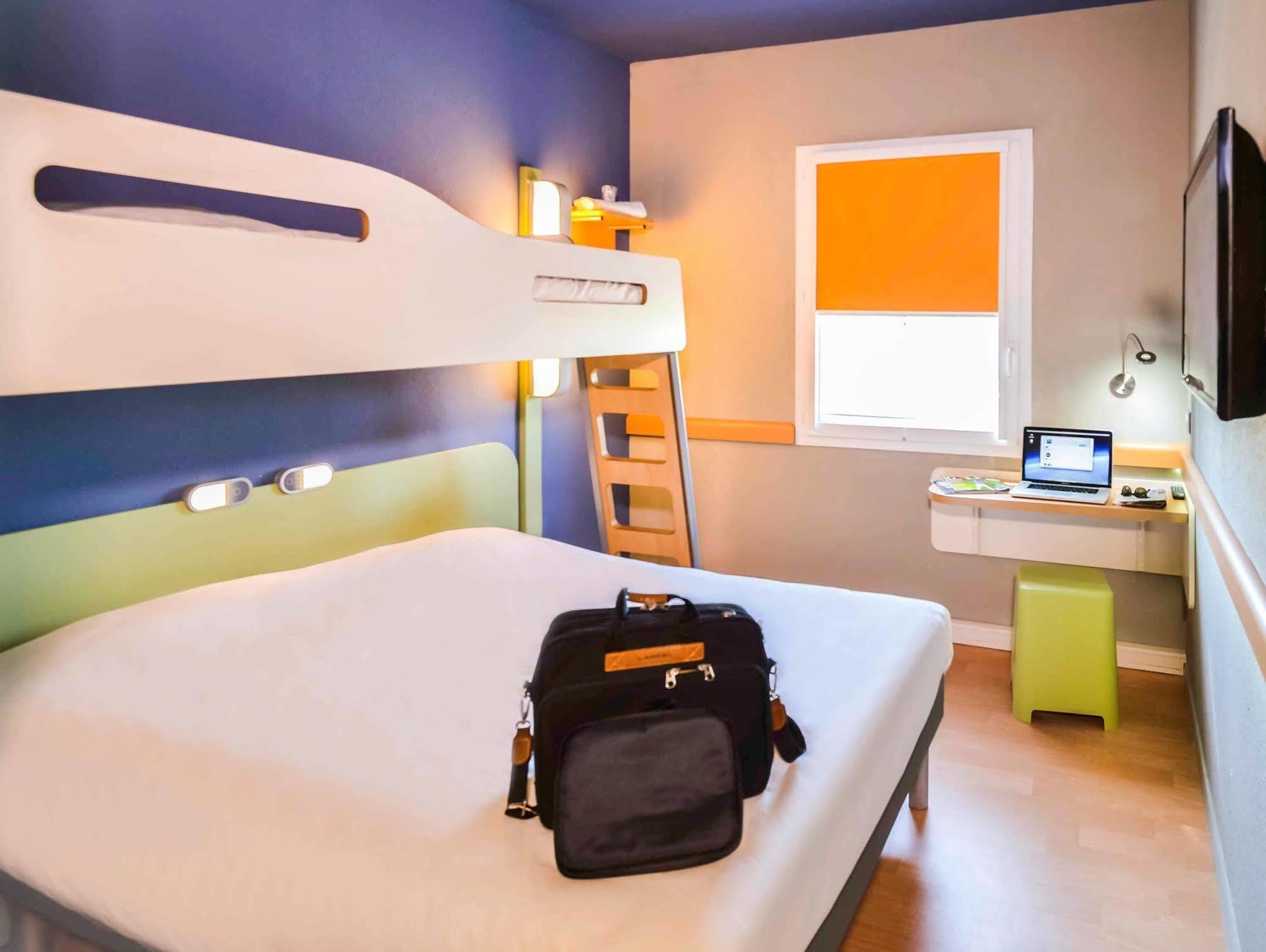 Hotel Ibis Budget Porte De Camargue Saint-Martin-de-Crau Zewnętrze zdjęcie