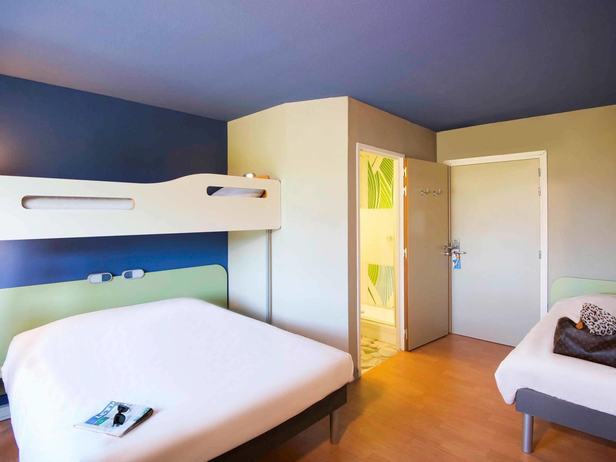 Hotel Ibis Budget Porte De Camargue Saint-Martin-de-Crau Zewnętrze zdjęcie