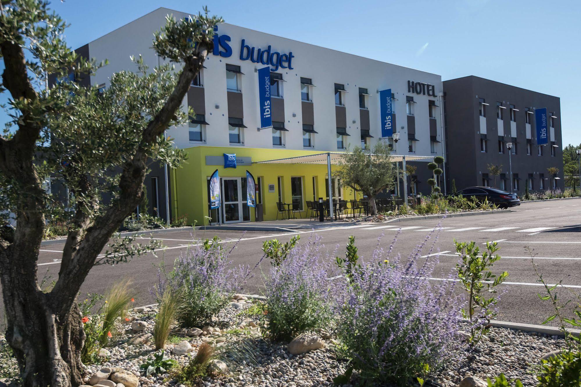 Hotel Ibis Budget Porte De Camargue Saint-Martin-de-Crau Zewnętrze zdjęcie